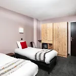 Hotel Sowell Family